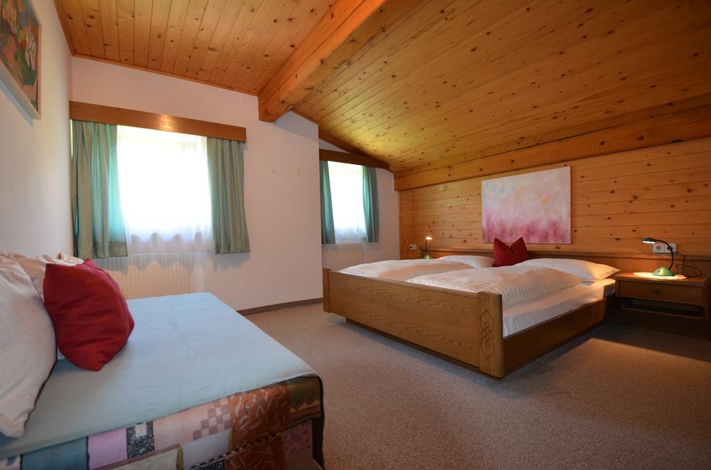 Ferienwohnung Dreiländerhaus Westendorf Zimmer foto