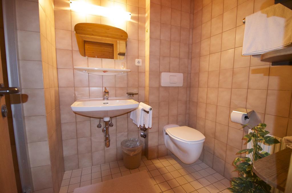 Ferienwohnung Dreiländerhaus Westendorf Zimmer foto